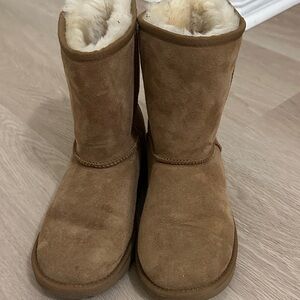 UGG Cozy Tan with Shearling Lining